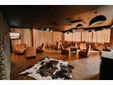 EVE BOUTIQUE LAKEFRONT RESORT 6