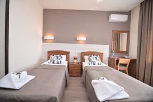 Отель GEOGRAPHY. Полулюкс двухместный twin 2